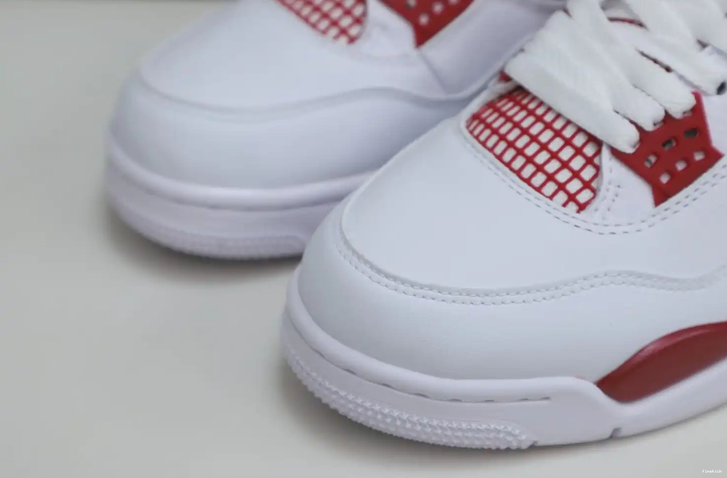 AIR ALTERNATE RETRO 89 JORDAN4 0529